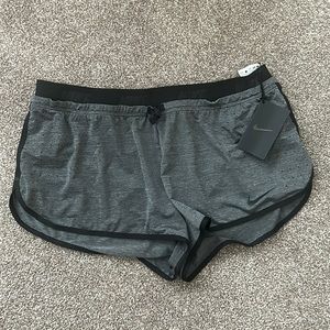 NWT Nike Training Short Large